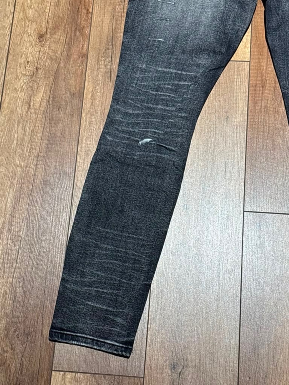 Amiri Mens Black Ripped Skinny Jeans Brand New Waist Size 30,32 - Picture 12 of 15